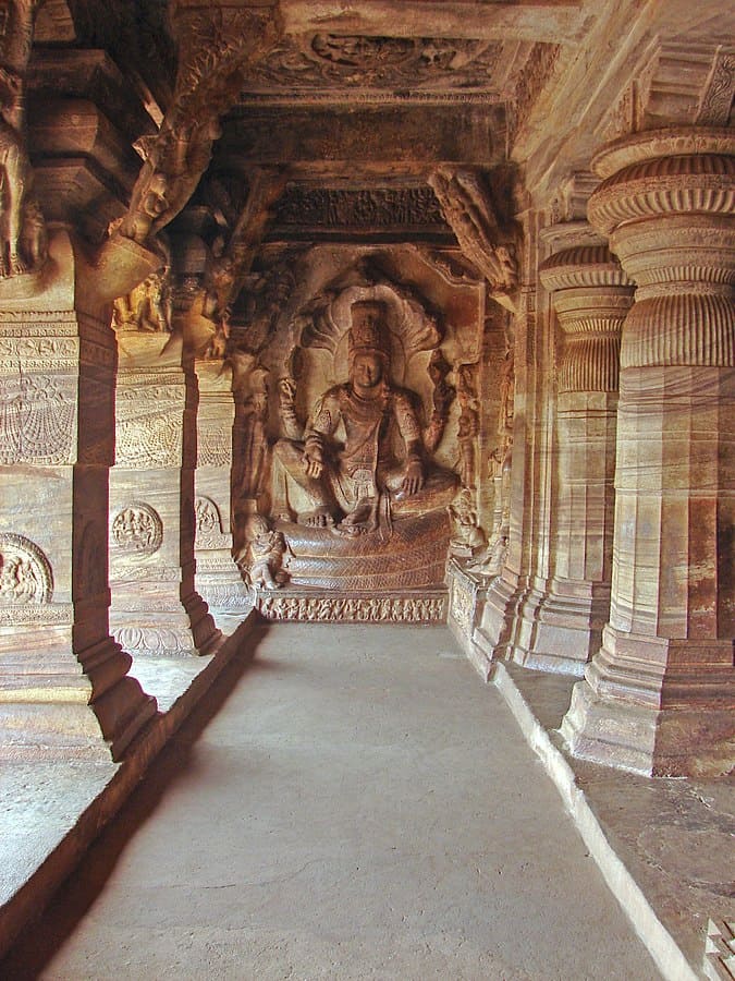 images/Badami Cave1.jpg